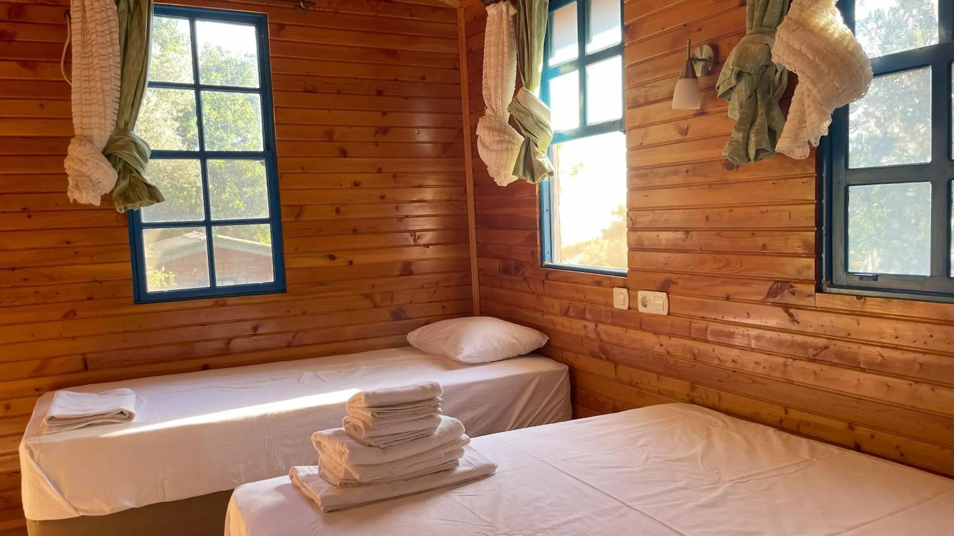 Chalet Villa Guenes Holiday Faralya